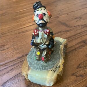 Vintage Very Good Condition. Ron Lee Hobo Joe Praying Clown signed ‘82